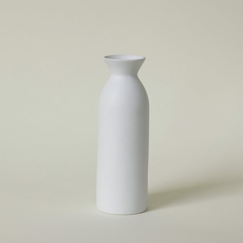 WHITE VASE